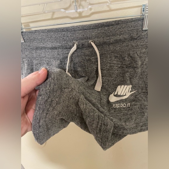 ✨Women’s Nike Cotton Shorts Size XS - Picture 4 of 6